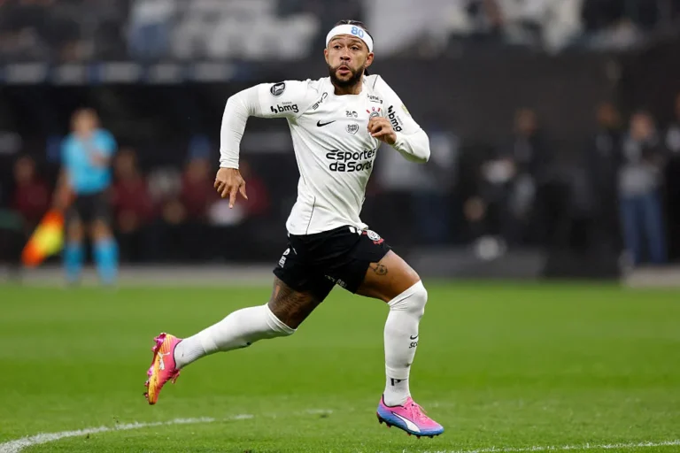 कोरिंथियंस ने मेम्फिस के क्लब छोड़ने की पुष्टि की Corinthians Announce Memphis Departure from the Club