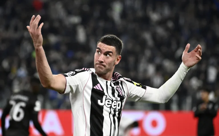 Vlahovic Signs Three-Year Deal with Besiktas