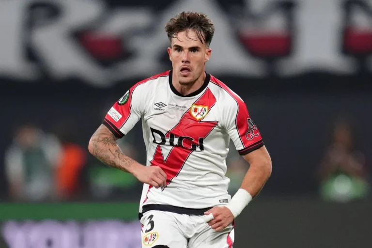 Chelsea Signs Full-Back Pep Chavarria on Five-Year Deal as Marc Cucurella Replacement চেলসিতে যোগ দিলেন পেপ চাভারিয়া, সই করলেন পাঁচ বছরের চুক্তি