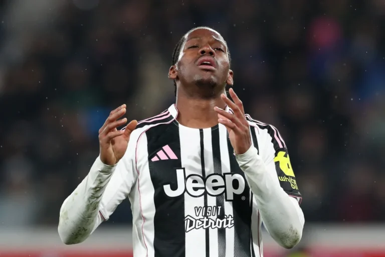 Aston Villa Targets Juventus' David for Loan with Buy Obligation
