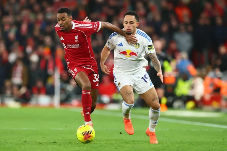 Liverpool Faces Real Concerns Over Midfield Balance Liverpool Faces Real Concerns Over Midfield Balance