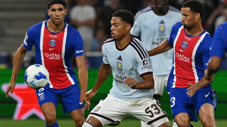 Kvaratskhelia Shines as PSG Takes Lead Against Aston Villa in UEFA Super Cup