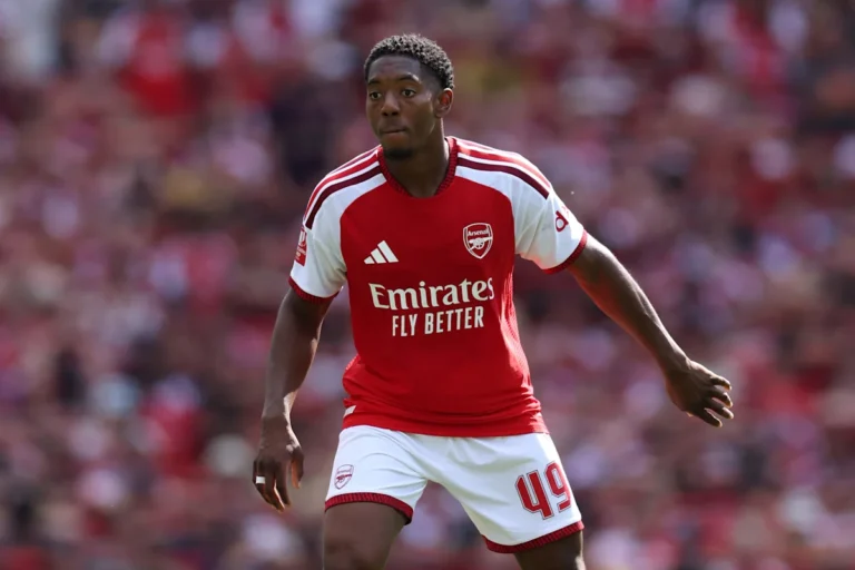 Chelsea Eye Opportunity to Sign Arsenal Talent: A Solid Option for Alonso? Chelsea Eye Opportunity to Sign Arsenal Talent: A Solid Option for Alonso?