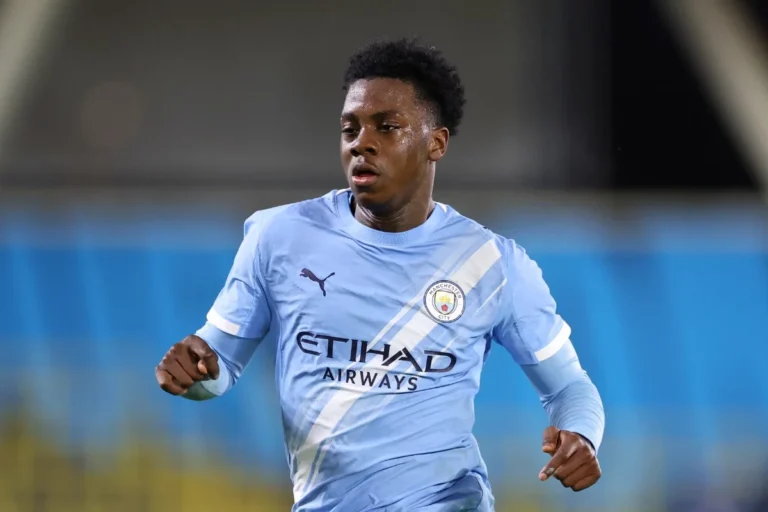Young Midfielder Commits Future to Manchester City