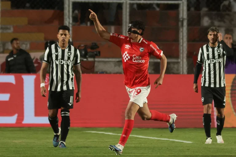Botafogo Faces Defeat in Copa Sul-Americana Botafogo Faces Defeat in Copa Sul-Americana
