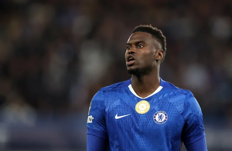 Badiashile and Napoli Set to Finalize Decisions Before Chelsea Exit
