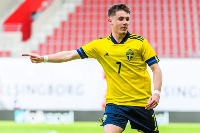 Celtic Eyes Summer Transfer for Versatile Swedish Attacker: Reasons for O'Neill's Approval