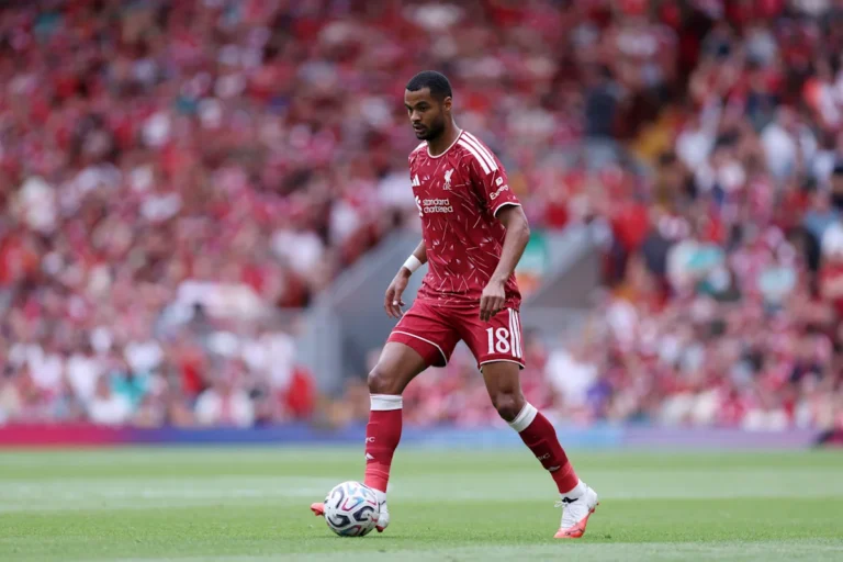 Tottenham Hotspur in Talks to Sign Liverpool Winger: A Good Fit for De Zerbi?