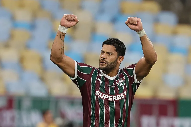 Hulk Joins Top 5 Oldest Scorers in Brasileirão