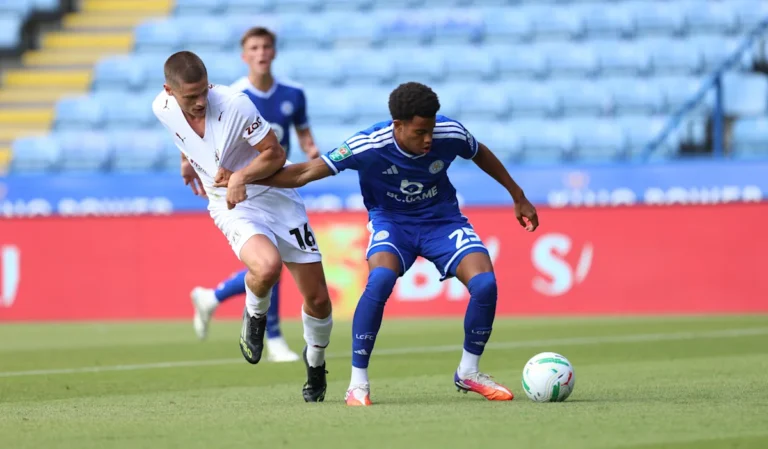 Manchester United Aims to Sign Promising League One Youngster for Future Manchester United Aims to Sign Promising League One Youngster for Future
