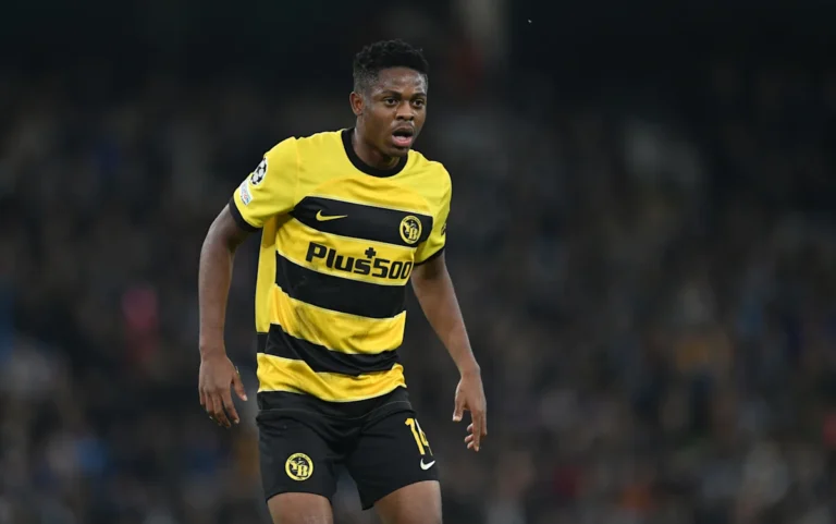 £3m Transfer Claim for Hibs Star Arises as Celtic Eyes Move £3m Transfer Claim for Hibs Star Arises as Celtic Eyes Move