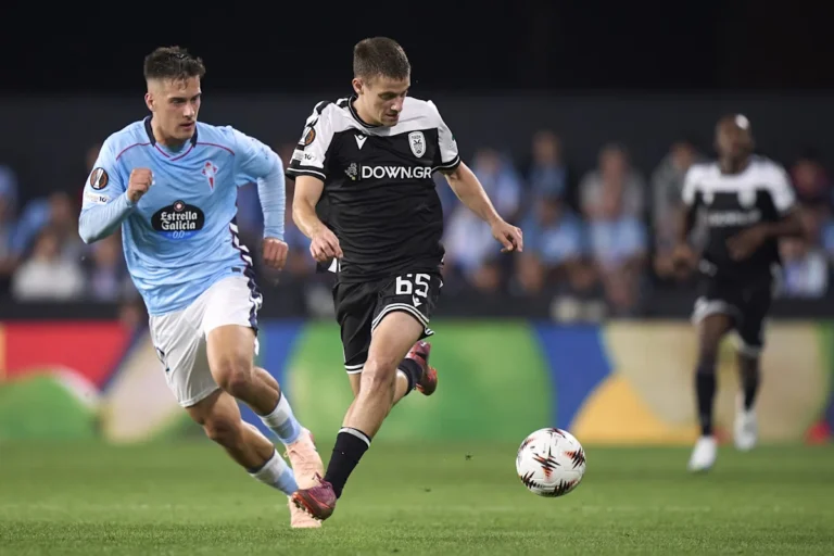 Borussia Dortmund Nears €30M Deal for Giannis Konstantelias