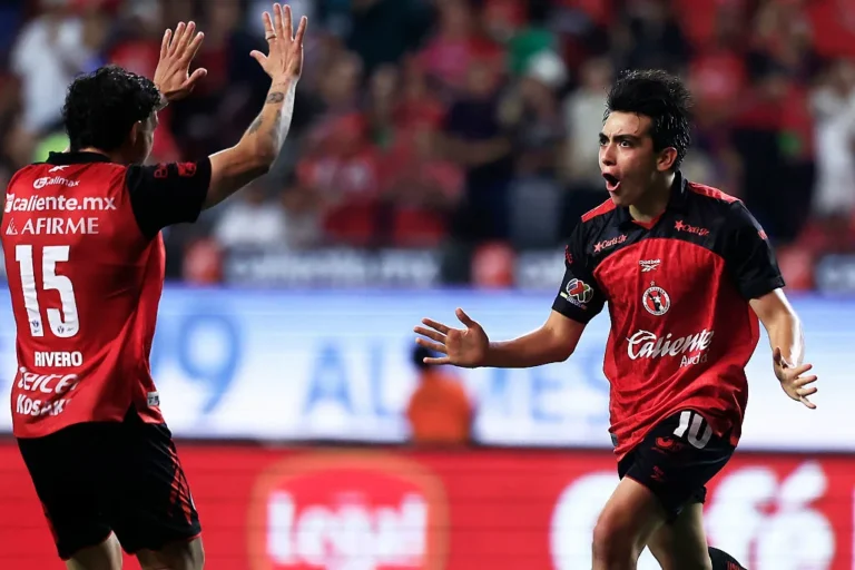 Mora's Stunning Goal Shines as Team Faces Cruz Azul