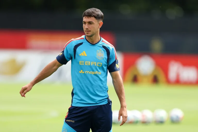 Real Madrid Eyes Spanish Midfielder Open to ‘Suitable Proposal’ Real Madrid Eyes Spanish Midfielder Open to 'Suitable Proposal'