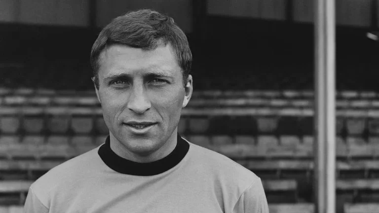 Former Wolves Captain Bailey Passes Away at 84