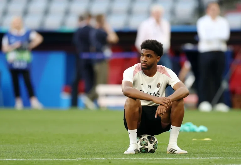 Liverpool Secures Five-Year Contract with Paris Saint-Germain Winger
