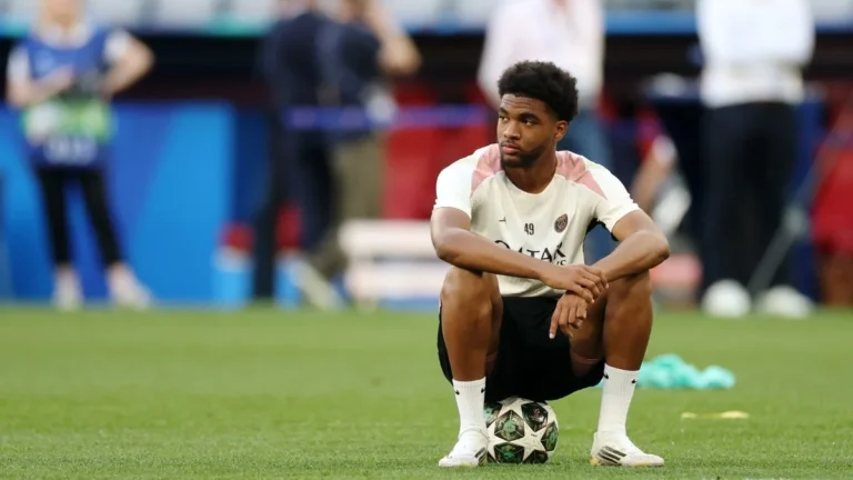 Liverpool's Contract Talks with Winger Reportedly Declined by The Athletic