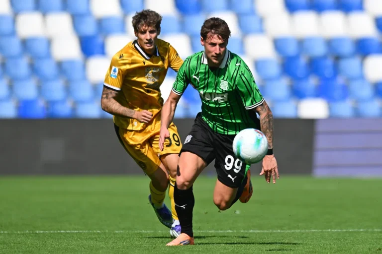Lazio Pursues Hull's Target Pinamonti After Dieng Deal Falls Through