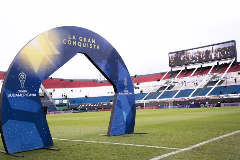 Vasco Set for Key Match Against Olimpia in Paraguay
