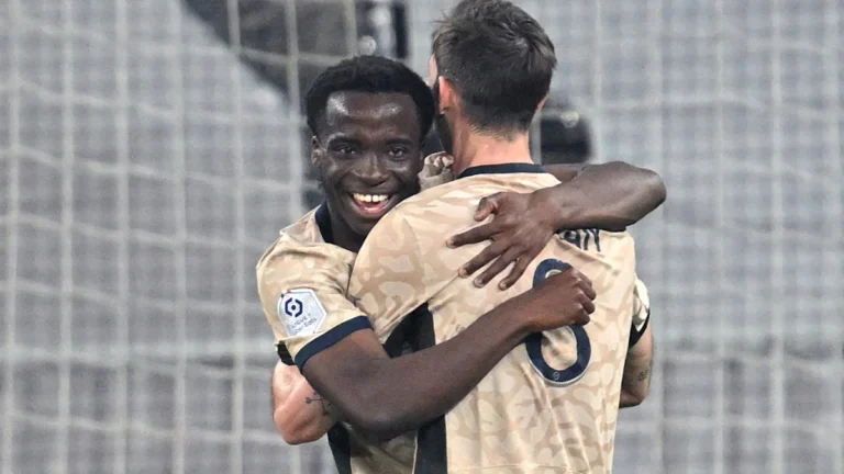 PSG Finalizes Loan Deal for 20-Year-Old Defender PSG Finalizes Loan Deal for 20-Year-Old Defender