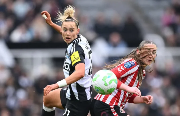 Newcastle United's McQuade Joins Hibernian on Loan