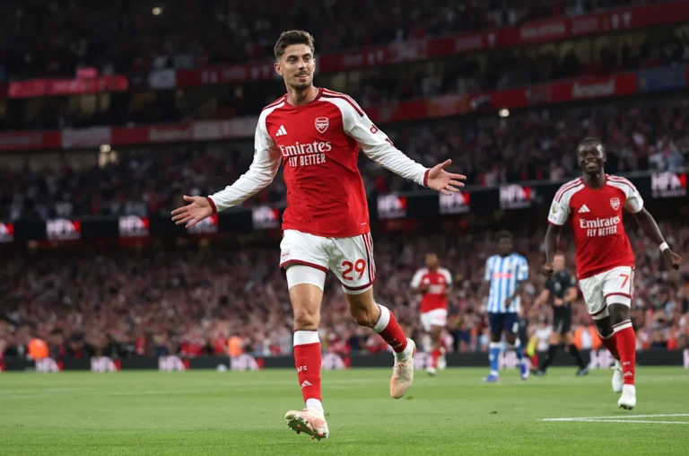 Arsenal Dominates Promoted Coventry in Premier League Opener