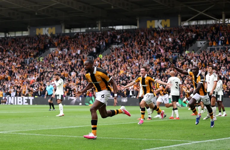Hull City Scores First Premier League Goal in Nine Years Against Man Utd Hull City Scores First Premier League Goal in Nine Years Against Man Utd