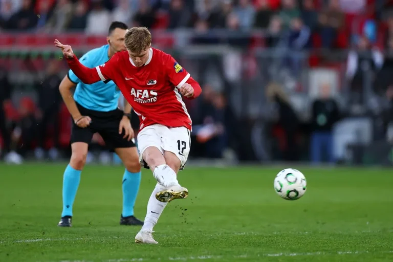 AZ Alkmaar’s Isak Jensen to Undergo Medical Before FC Lorient Loan AZ Alkmaar's Isak Jensen to Undergo Medical Before FC Lorient Loan