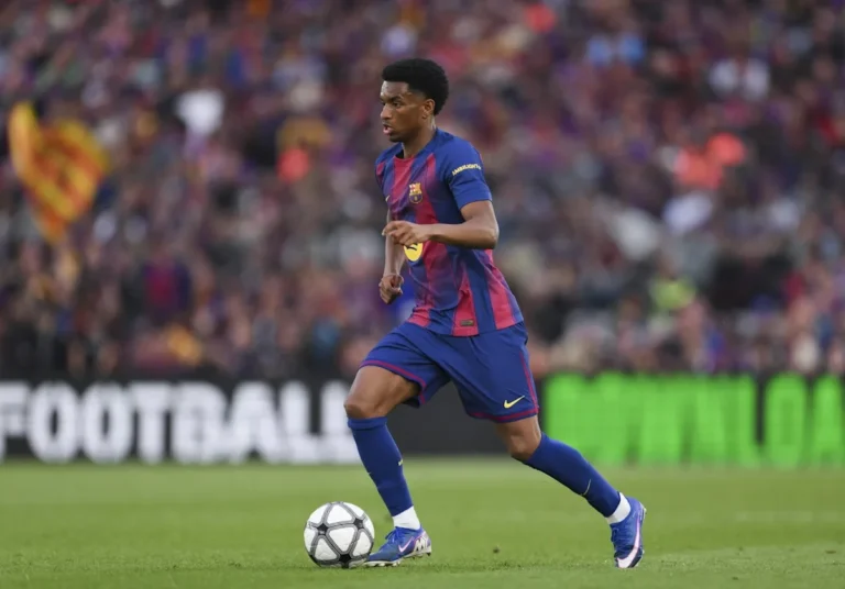 Aston Villa and Benfica Inquire About Barcelona Full-Back Accepting Exit, Reports Say