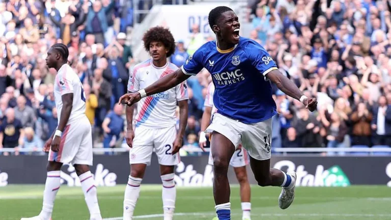 Is Barry Poised to Become Everton's Reliable Frontman?