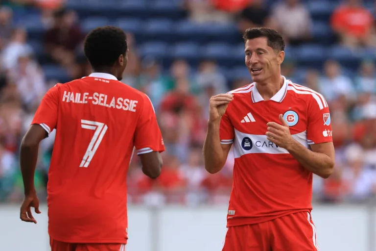 Chicago’s Long-Range Stunner Highlights Surge in Team Confidence Chicago's Long-Range Stunner Highlights Surge in Team Confidence