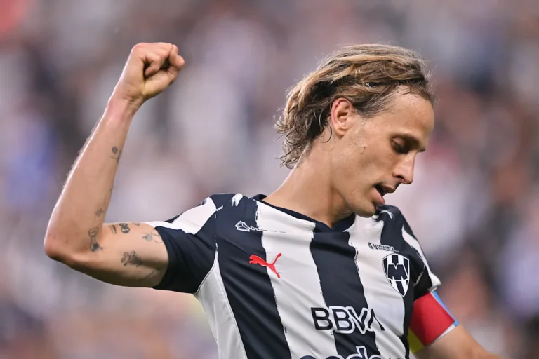 Sergio Canales Set to Return to Spain from Monterrey Sergio Canales Set to Return to Spain from Monterrey