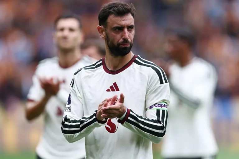 Bruno Fernandes Criticism Spotlights Ongoing Mistakes at Man United Bruno Fernandes Criticism Spotlights Ongoing Mistakes at Man United