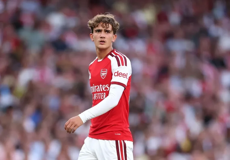 Dowman Impresses in Arsenal U21 Match Against Crystal Palace