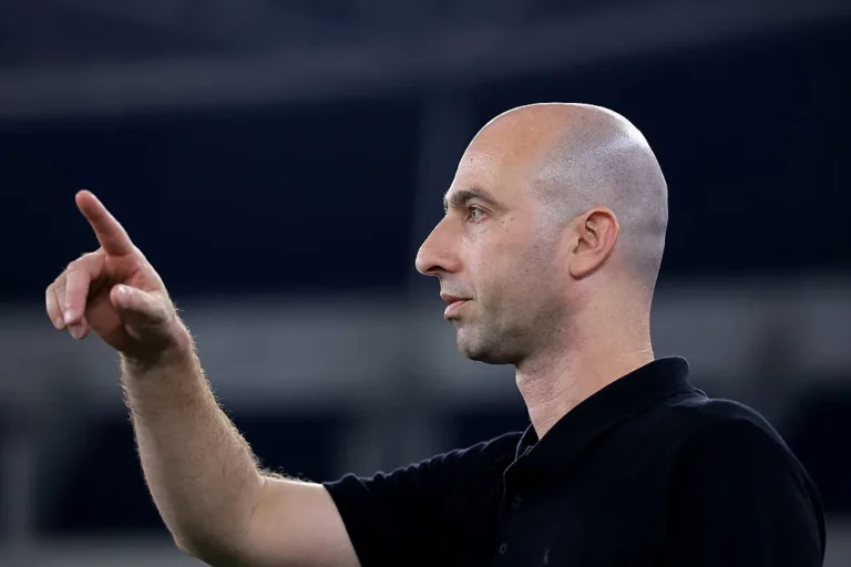 Botafogo Considers Permanent Role for Caretaker Amid Manager Search Botafogo Considers Permanent Role for Caretaker Amid Manager Search