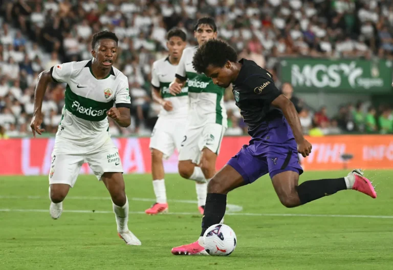 Barcelona Debutant Scores as Champions Double Lead at Elche Barcelona Debutant Scores as Champions Double Lead at Elche