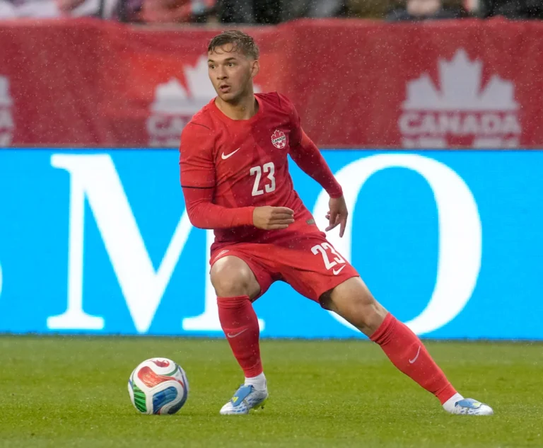 Celtic Eye £3.5m Versatile Defender in Urgent Transfer Bid Celtic Eye £3.5m Versatile Defender in Urgent Transfer Bid