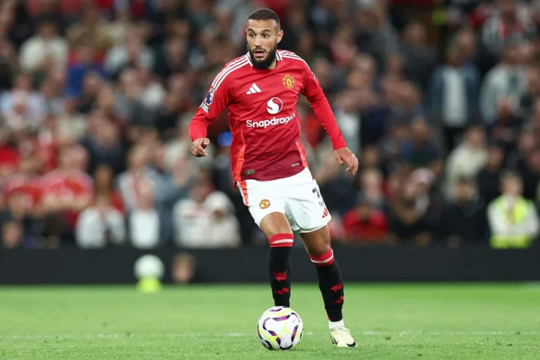 Manchester United Defender Attracts Interest from European Giants Manchester United Defender Attracts Interest from European Giants