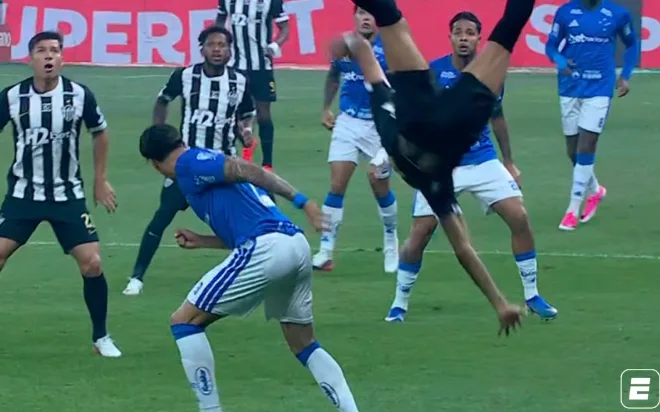 Mineiro Derby Features Controversial Fall and Substitution, Share Your Thoughts Mineiro Derby Features Controversial Fall and Substitution, Share Your Thoughts