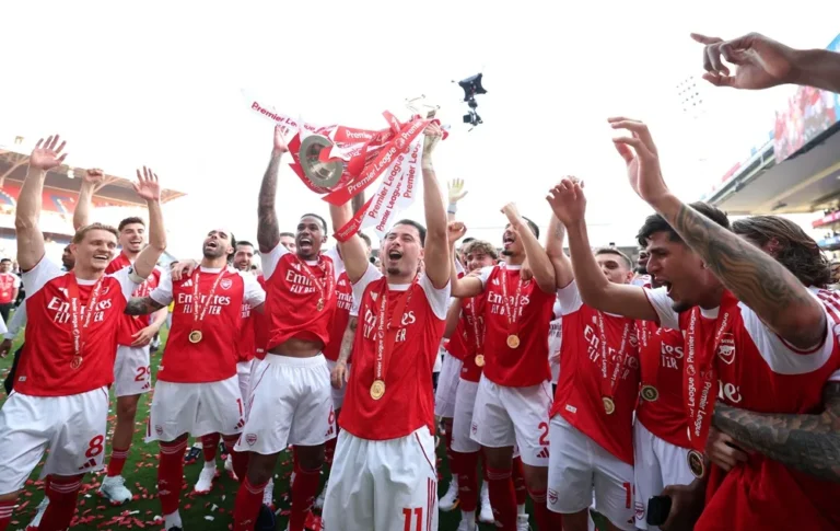 Arsenal Reaches Verbal Agreement on Club-Record £56.5m Sale Arsenal Reaches Verbal Agreement on Club-Record £56.5m Sale