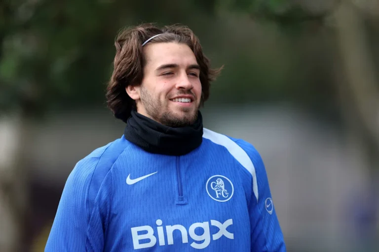 Napoli Interested in Chelsea’s Marc Guiu, Seeks Discount Napoli Interested in Chelsea's Marc Guiu, Seeks Discount