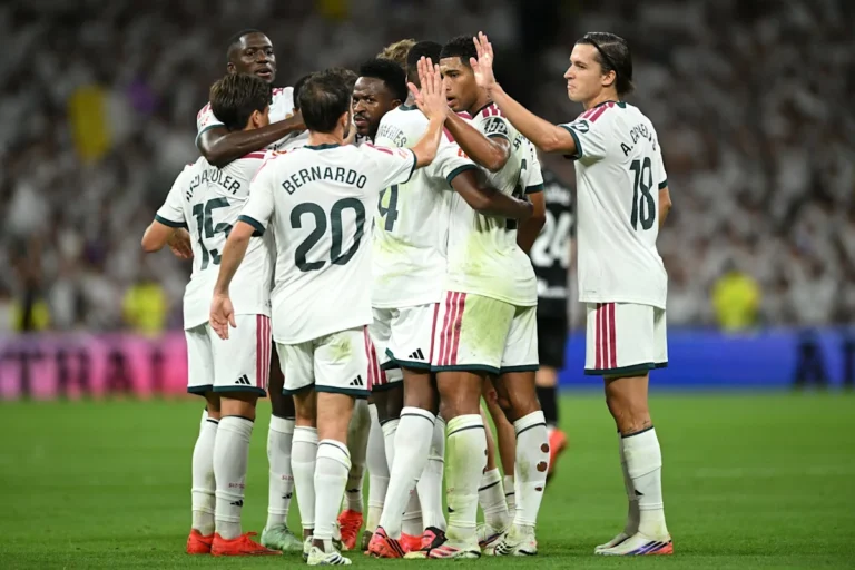 Real Madrid Defeats Real Sociedad 4-1: Three Key Takeaways You are a professional Malayalam news headline writer. Task: Rewrite or generate a Malayalam news headline based on the given content. Requirements: Keep all factual information exactly the same Do not add or remove details Keep it short, clear, and precise Style: Use active voice Write in natural, human-like Malayalam Follow standard Malayalam newspaper headline style Make it engaging but not sensational Avoid dramatic, emotional, or exaggerated words Avoid overly formal or academic language Ensure smooth grammatical flow SEO: Include the primary keyword naturally in the headline if possible Do not force keywords Output: Return only the headline No explanations or extra text Three takeaways from Real Madrid 4-1 Real Sociedad