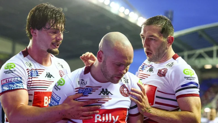 Wigan Defeats Hull KR During Boston Tribute Night Wigan Defeats Hull KR During Boston Tribute Night