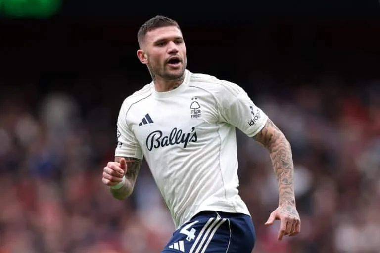 Roma and Nottingham Forest Negotiate Terms for Morato Transfer Roma and Nottingham Forest Negotiate Terms for Morato Transfer