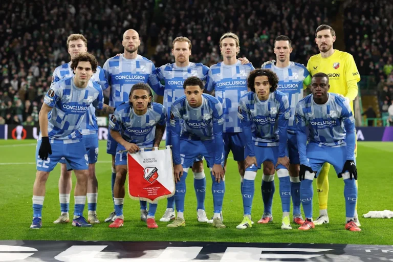 AZ Alkmaar Striker Signs Loan Deal with FC Utrecht Featuring Purchase Option AZ Alkmaar Striker Signs Loan Deal with FC Utrecht Featuring Purchase Option