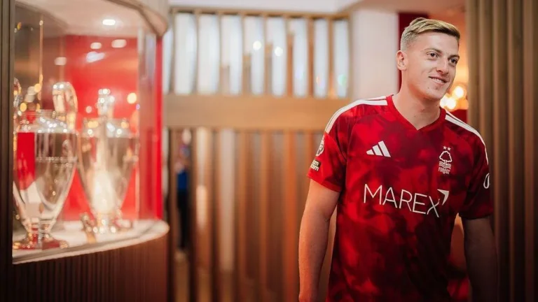 Delap Can Revitalize Career at Forest, Says Glasner