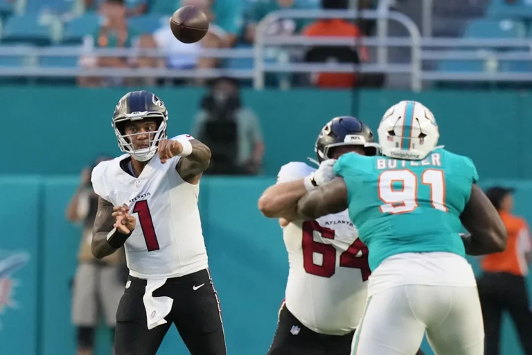 Falcons QB Tua Tagovailoa Booed in Miami Return During NFL Preseason Blitz, Shows Signs of Improvement Falcons QB Tua Tagovailoa Booed in Miami Return During NFL Preseason Blitz, Shows Signs of Improvement