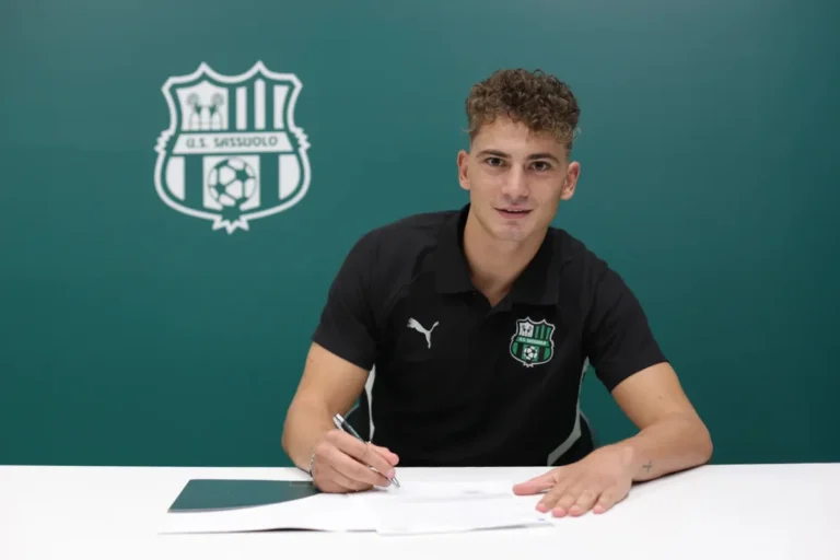 Sassuolo Signs Esposito from Cagliari for Up to €12M Plus Bonuses