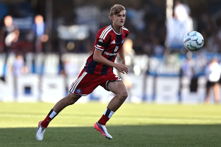 16-Year-Old Starter Polzin Shines for HSV in Key Match