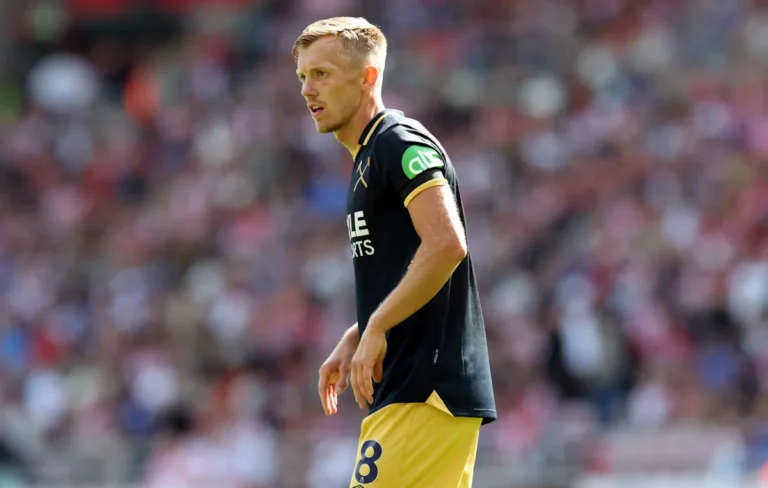 West Ham United Sells Former Fan Favorite for Under £1M: Right Move?